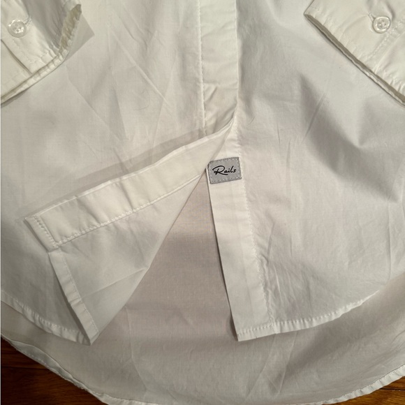 Rails Taylor Pearl Button Up Sz Medium - Picture 5 of 8